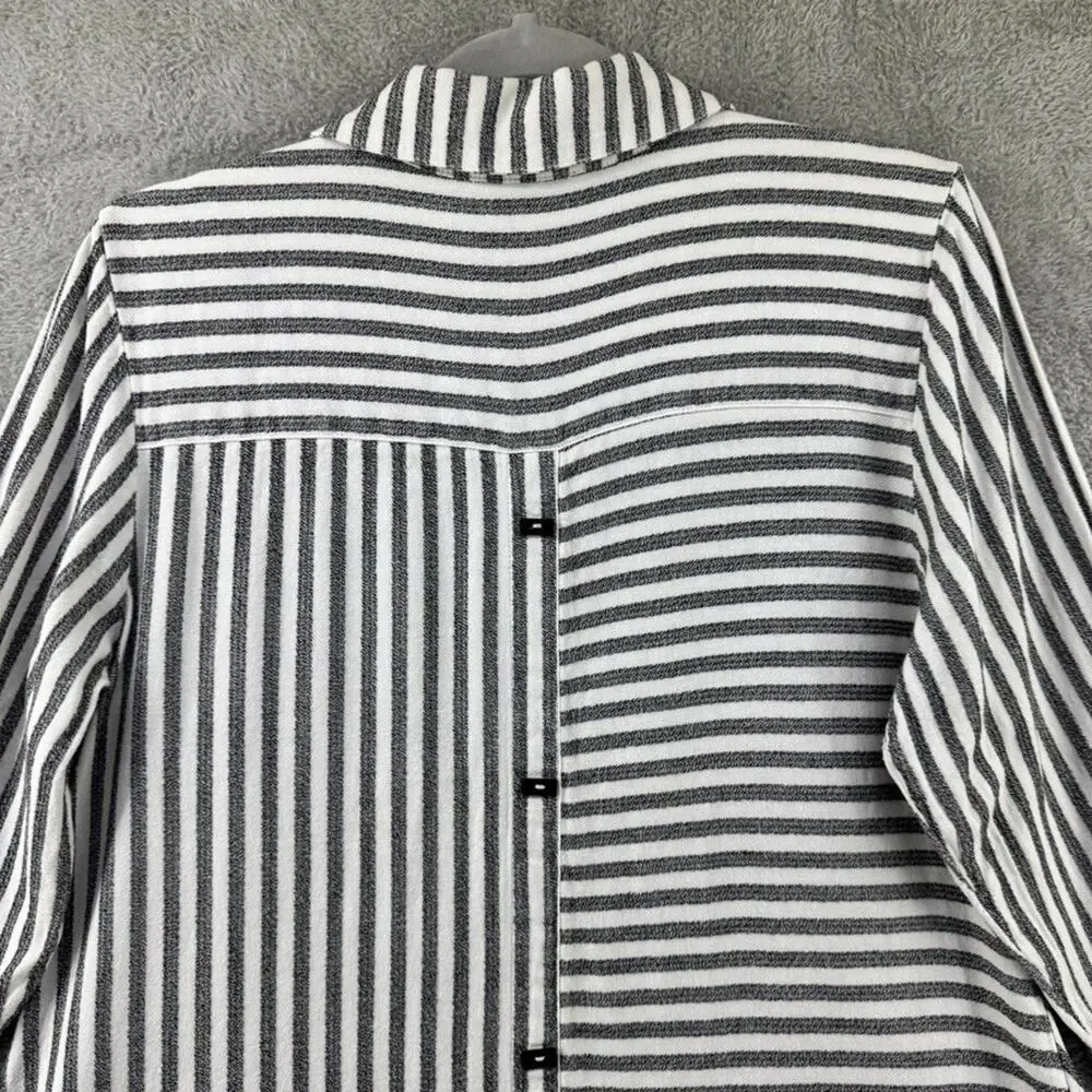 Soft Surroundings Top M Gray White Striped Button Up Tunic Asymmetrical Hem - Picture 7 of 14